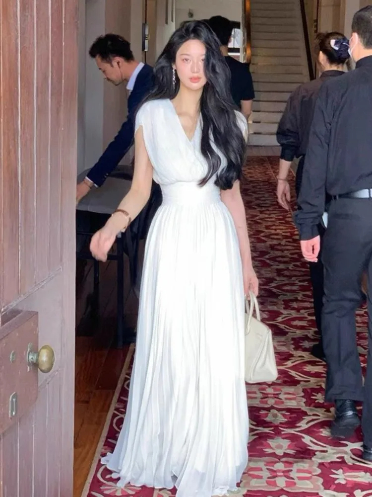 فستان صيفي طويل بطيات فرنسية كلاسيكية