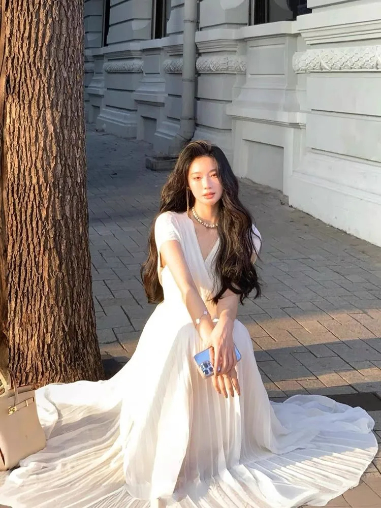 فستان صيفي طويل بطيات فرنسية كلاسيكية